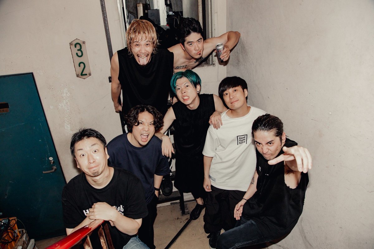 SSTPofficial's tweet photo. 『MAGIC HOUR TOUR』2日目
BOTTOM LINEご来場いただいた皆様
本当にありがとうございました!!
対バンリベンジが今日遂に叶いました
@SHANK095 また次は7月に🔥🔥

そしていよいよ残すは大阪!!

photo by @kawado_photo 

#survivesaidtheprophet #サバプロ #sstp #magichour https://t.co/4jjRNbi7qb