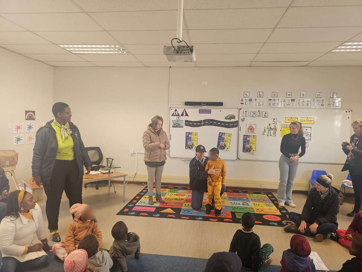 SAPoliceService's tweet image. #sapsHQ #ChildProtectionWeek2024
Members from Head Office Family Violence, Child Protection and Sexual Offences  Investigations (FCS) unit and the Crime Stop team under the leadership of The Component Head, Major General Mmantsheke Lekhele, visited Transoranje School for the Deaf