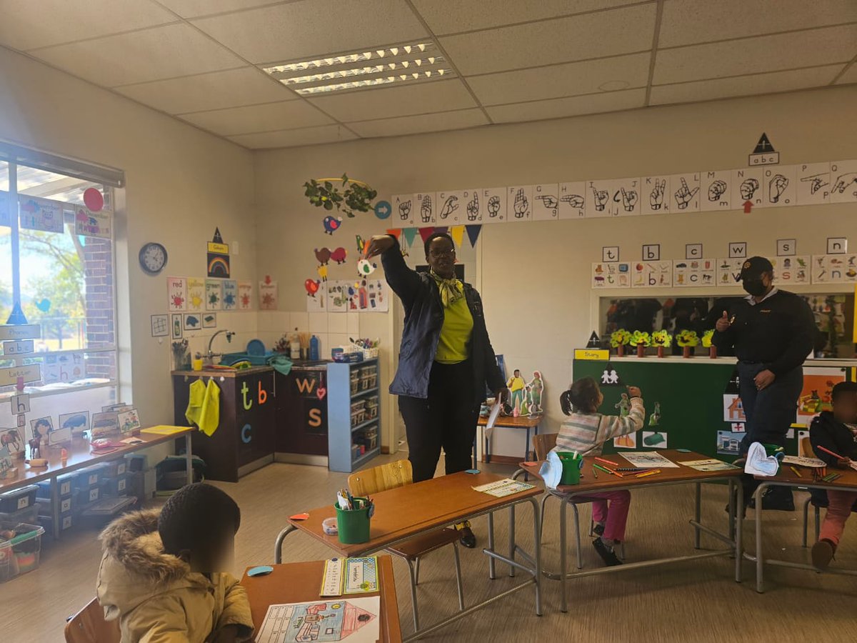 SAPoliceService's tweet image. #sapsHQ #ChildProtectionWeek2024
Members from Head Office Family Violence, Child Protection and Sexual Offences  Investigations (FCS) unit and the Crime Stop team under the leadership of The Component Head, Major General Mmantsheke Lekhele, visited Transoranje School for the Deaf