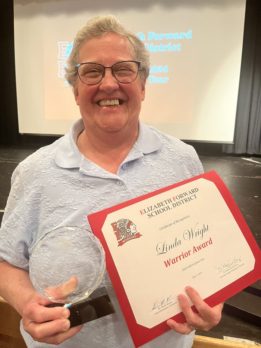 Mrs_Novak_EF's tweet photo. The most well deserved award goes to, MRS. WRIGHT 🩵 https://t.co/CcAsoP3WUw