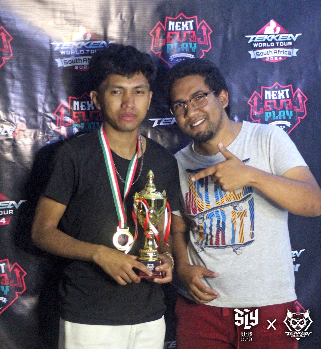 TekkenMadagasc1's tweet photo. Dojo NEXT LEVEL PLAY Round 4 is over and one man dominates the league even if he comes back from the loser bracket thi time !
We got 106 players !
Congrats :
🥇IZ | Yondaime
🥈GeS | Manounou
🥉iK | Rixan
VOD : https://t.co/NHVn6vhu1Z
#Tekken8 #NLPlay #Madagascar #TWT2024 https://t.co/236mjEOjdV