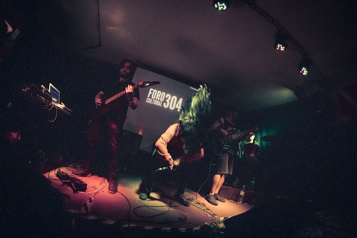 MazzatMusic's tweet photo. Fotos que se rifaron nuestros carnales de @DeadlegacyMx 
De cuando sacamos toda la calabaza acumulada después de un buen rato sin tocar. https://t.co/jtfG6DGyNb