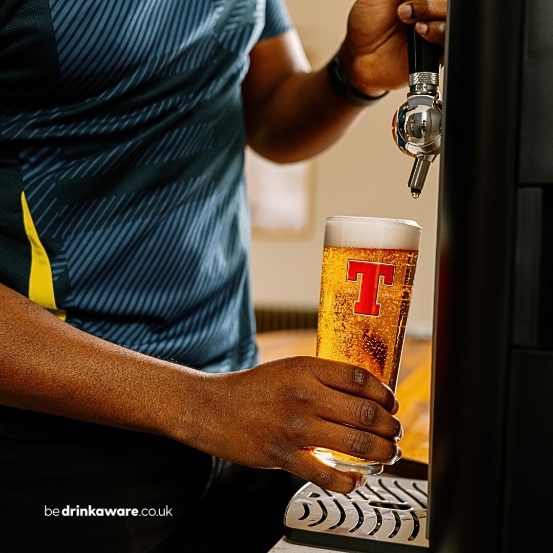 TennentsLager's tweet photo. Getting ready for the summer of football at home this year? ⚽🏴󠁧󠁢󠁳󠁣󠁴󠁿 

Complete your set up with the ultimate Tennent’s bundle from @perfectdraftuk and cheers to @ScotlandNT. 🍺

Grab yours here 👇 
https://t.co/f36pDu92GX https://t.co/UYPZKUqf7H