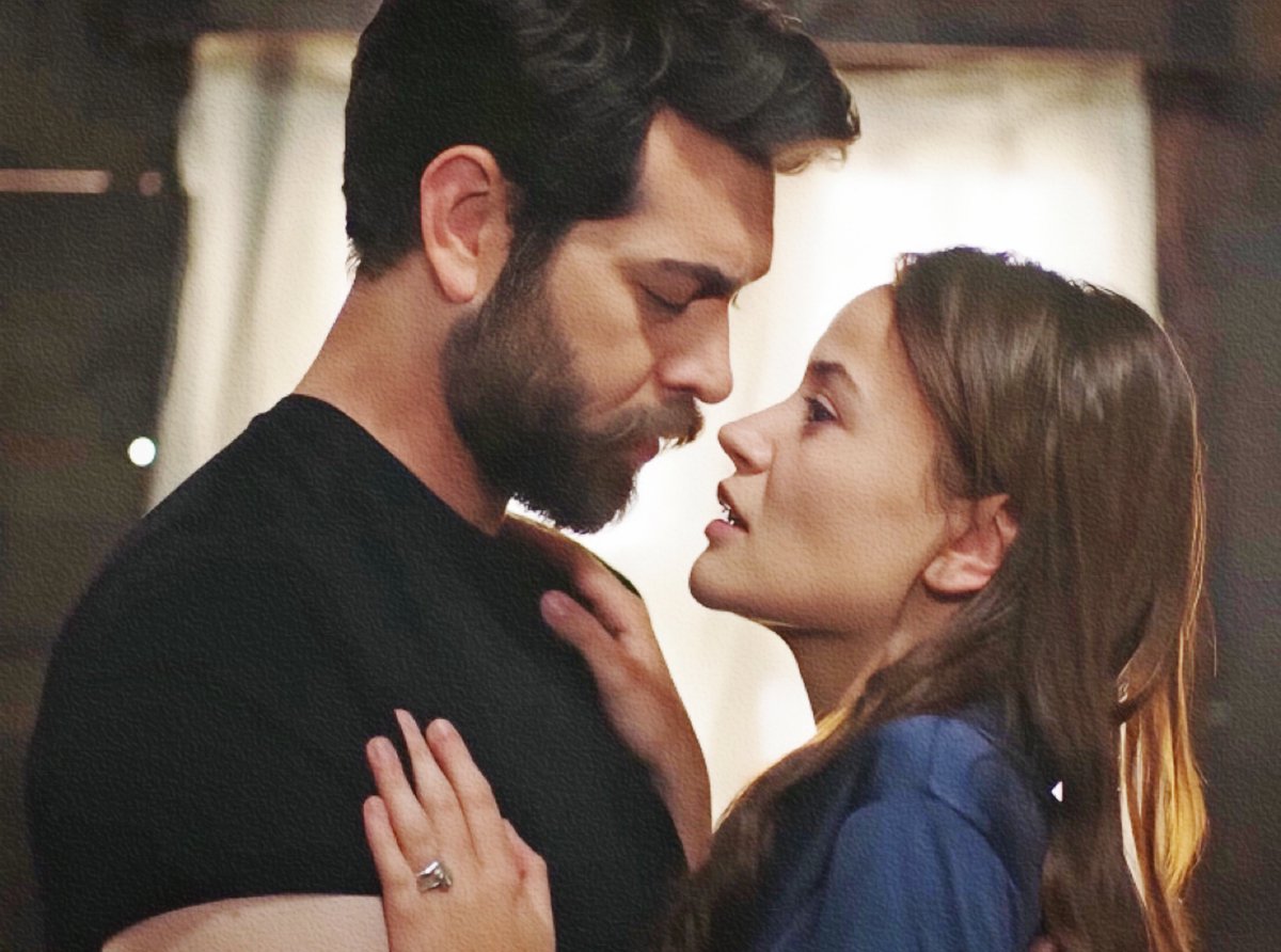 Saudade_nn's tweet photo. — tam burası ❤️‍🔥🤤🤏🏻

#KanÇiçekleri • #DilBar https://t.co/lgHvRDUOoS