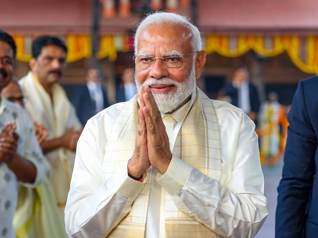NewsAlgebraIND's tweet photo. 🚨 REPORTER - Are you in NDA?

CHANDRABABU NAIDU 🔥 - "How can we contest elections together if we are not a part of NDA? We fought this collectively & won together"

BIG BREAKING NEWS 🚨 Chandrababu Naidu invites PM Modi for swearing in ceremony in Andhra on 9th June. PM Modi has accepted the invitation.