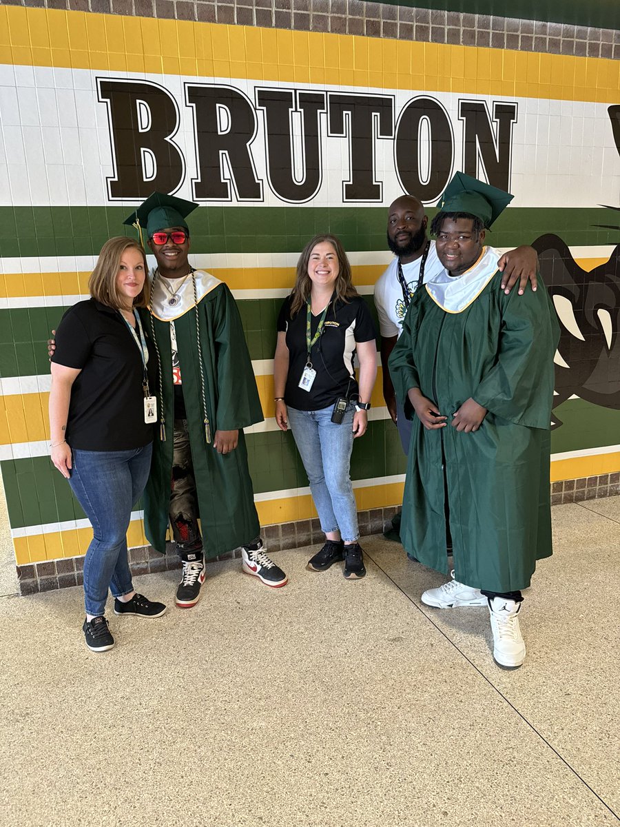 Michelle Johansen (@johansenm_ap) on Twitter photo 🥹 and so it begins!! C/o ‘24 has a few days left… their journeys were not all easy but they showed their PRIDE and are ready for the big day!! 🎓💚💛 so proud of them and their accomplishments. I am going to miss this group something fierce! <a href="/BrutonHS/">Bruton High School</a> 🥹 and so it begins!! C/o ‘24 has a few days left… their journeys were not all easy but they showed their PRIDE and are ready for the big day!! 🎓💚💛 so proud of them and their accomplishments. I am going to miss this group something fierce! <a href="/BrutonHS/">Bruton High School</a>