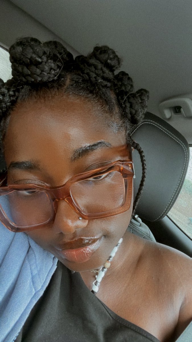 Doozybae's tweet photo. 😍 #nigerian #bantuknots https://t.co/3JxZrodNTw