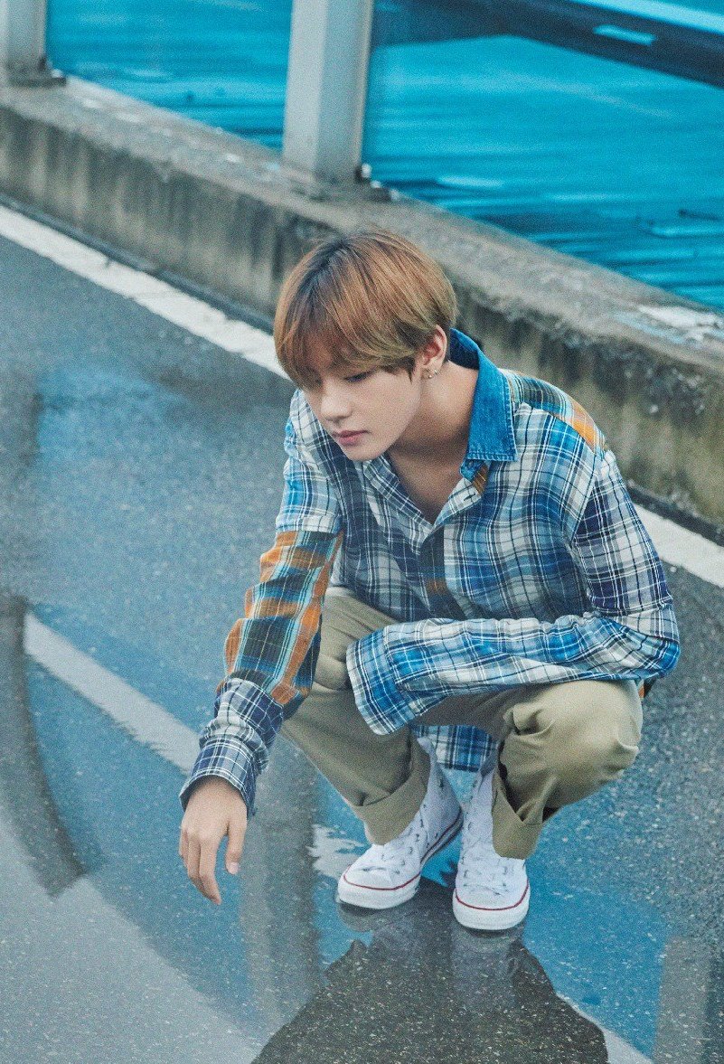 taehyvngpics's tweet photo. https://t.co/hQSiaY1TSv