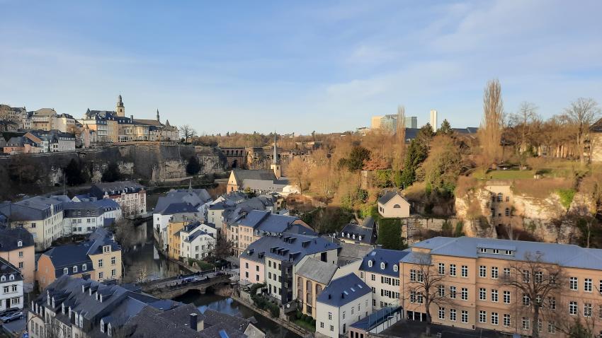 ChambreLux's tweet photo. 📢🚫L’interdiction de la mendicité prévue ds le règlement général de police de la @CityLuxembourg  est-elle conforme à la Constitution ?

👉 Réponse à cette question dans la note de la Cellule scientifique de la #ChambreLux
🔗 https://t.co/v8cVKVHAhs

#Research4Policy #mendicité https://t.co/AvGk3at4lk