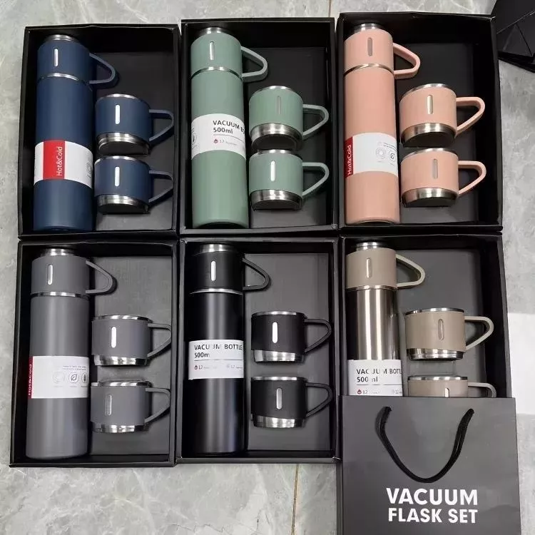 tuittadaniel's tweet photo. caneca Kit Garrafa Térmica Vacuum Bottle Inox 500ml + 3 Xícaras Bebidas Fria ou Quente 

https://t.co/MJRi0lAIKD https://t.co/roKuccr8sl
