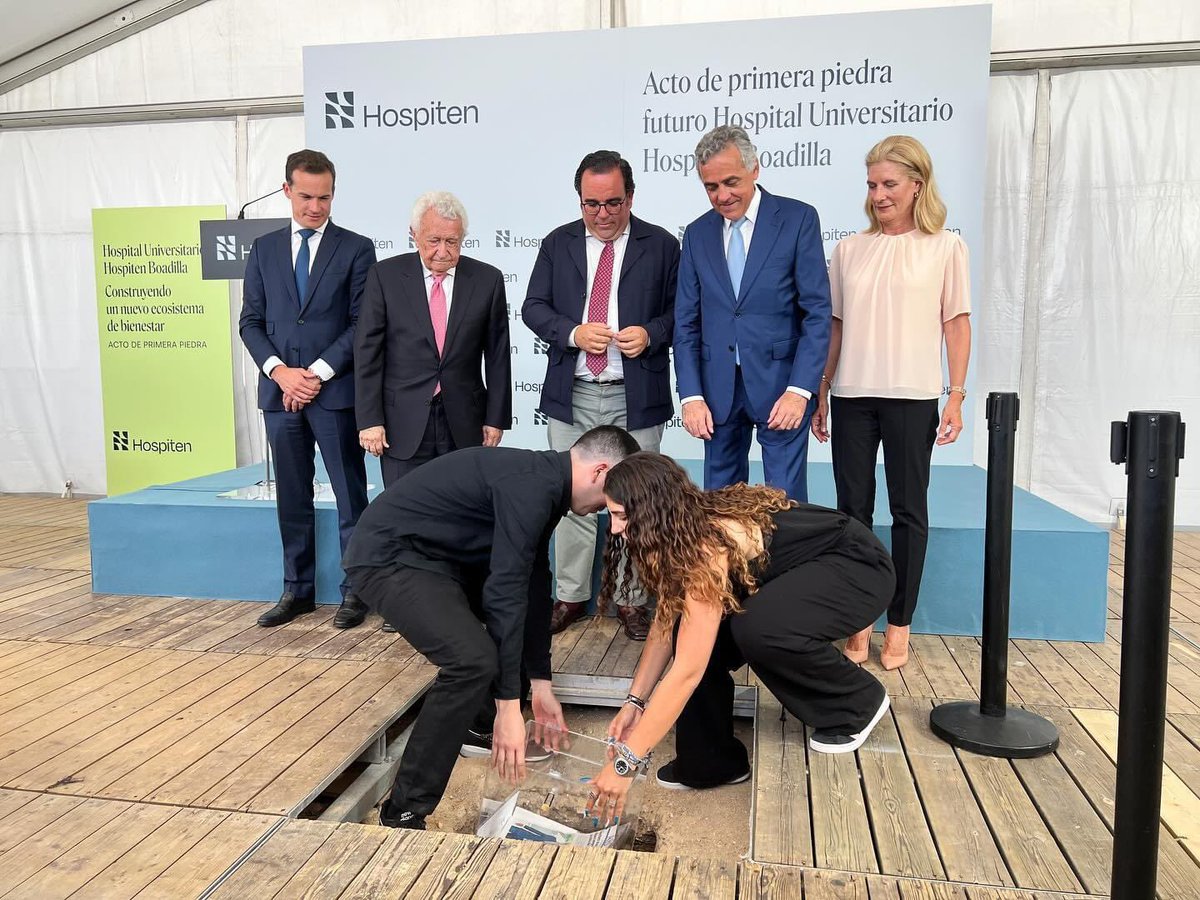 Ayto_Boadilla's tweet photo. En el 📍parque empresarial Prado del Espino, han comenzado las obras 🚧 de @hospiten, otra infraestructura sanitaria que se une a las ya existentes en el municipio 👍

Infórmate de todo en este enlace ▶️ https://t.co/AtM1lXqjNp https://t.co/EvklKmAS1v