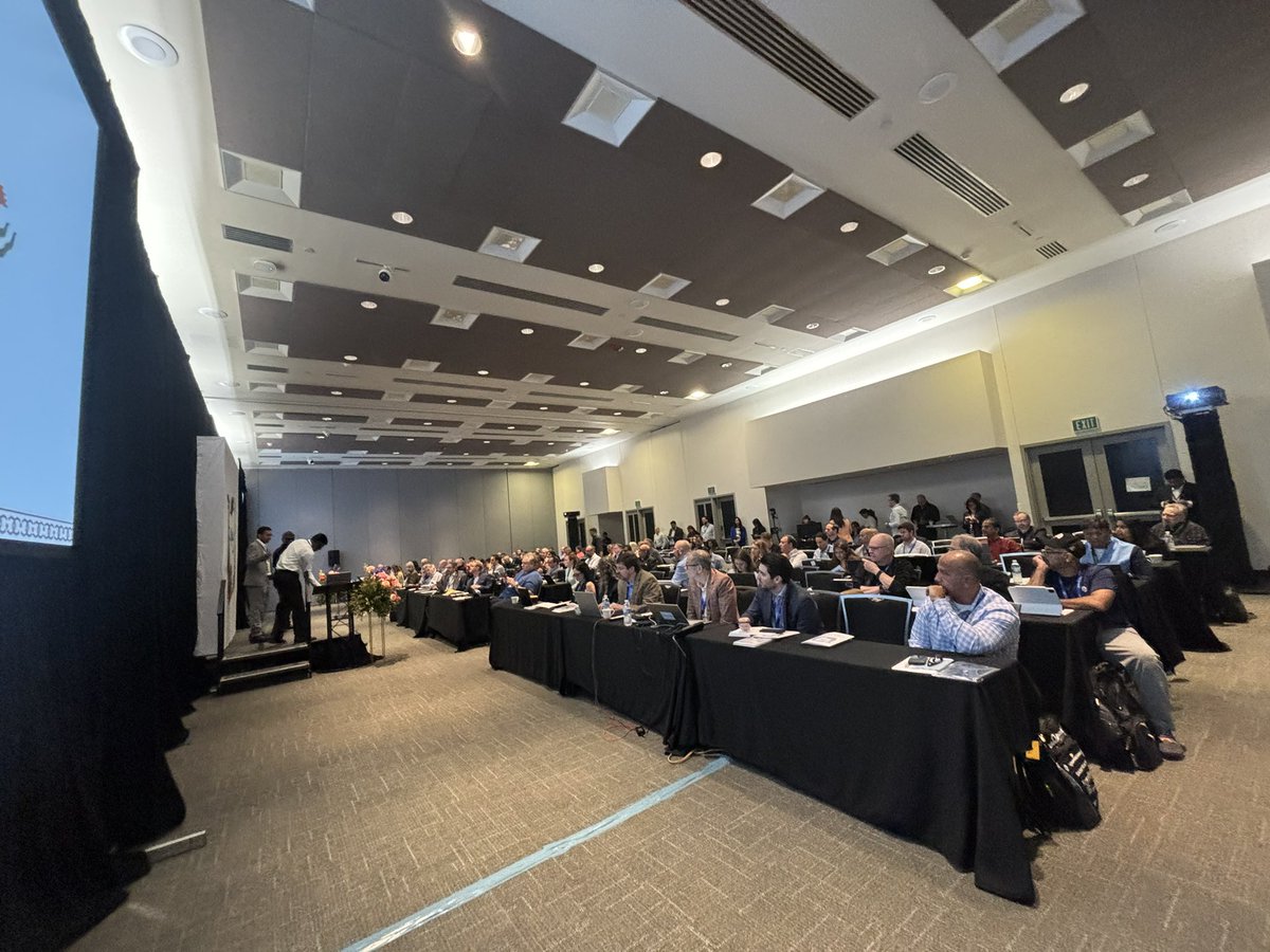 sandraklo's tweet photo. My deepest thanks to our 94 media and analyst guests at #Zoholics24! So extremely grateful you’ve joined us this week. We will never take your support for granted 🙏 #ZoholicsUS https://t.co/dAzkZptp0X