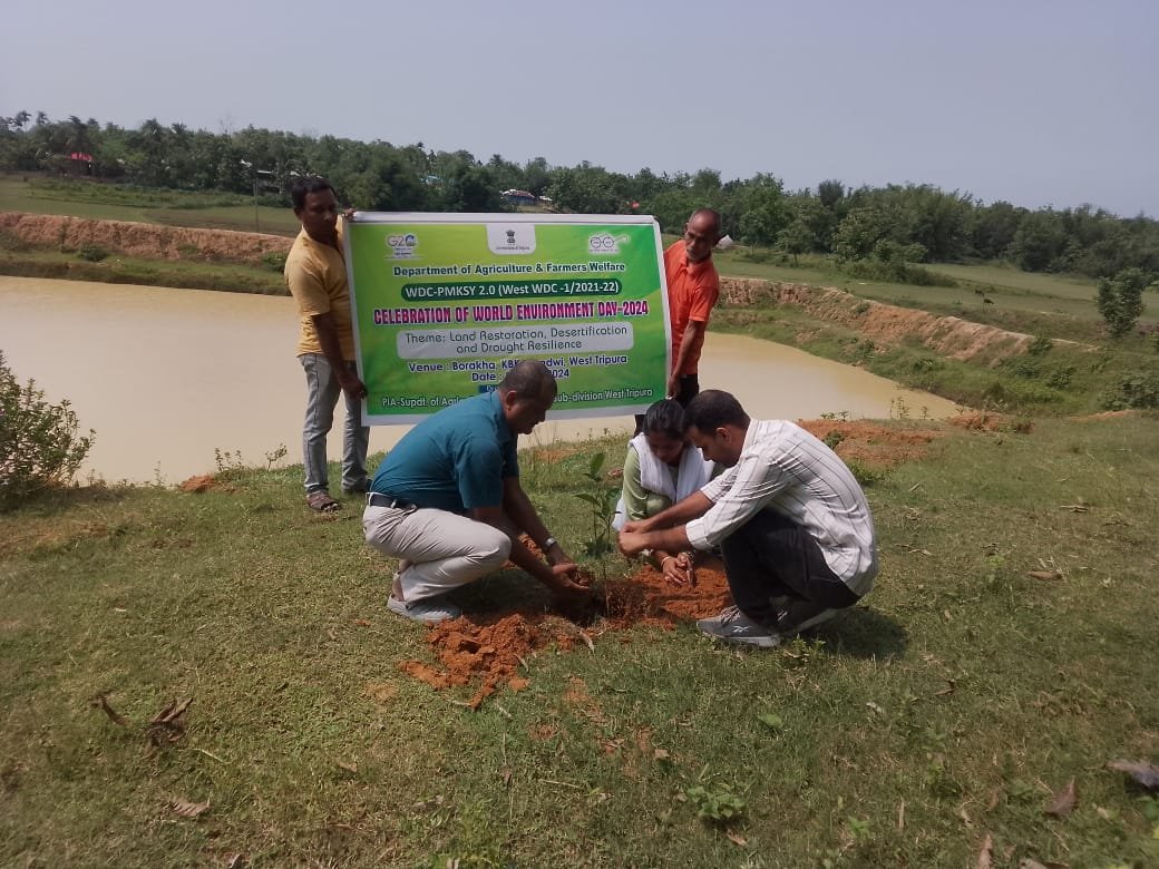 SLNA_TRIPURA's tweet photo. World Environment Day-2024
WDC-PMKSY 2.0 https://t.co/XIDcjP8Fq0