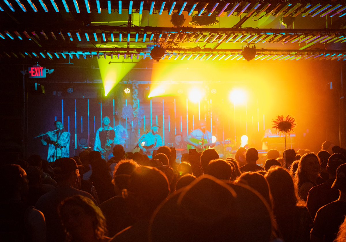 joehertler's tweet photo. We’re movin’ and groovin’ in a city near you this summer! 

Looking forward to seeing all your faces out there 🌻

🌈 Tix at https://t.co/y9yOHf3JM4 let’s party🌈 

📸: @CiaraGlagola https://t.co/hrnU7sMalo