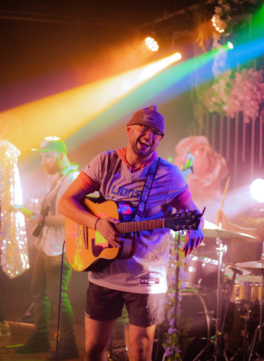 joehertler's tweet photo. We’re movin’ and groovin’ in a city near you this summer! 

Looking forward to seeing all your faces out there 🌻

🌈 Tix at https://t.co/y9yOHf3JM4 let’s party🌈 

📸: @CiaraGlagola https://t.co/hrnU7sMalo