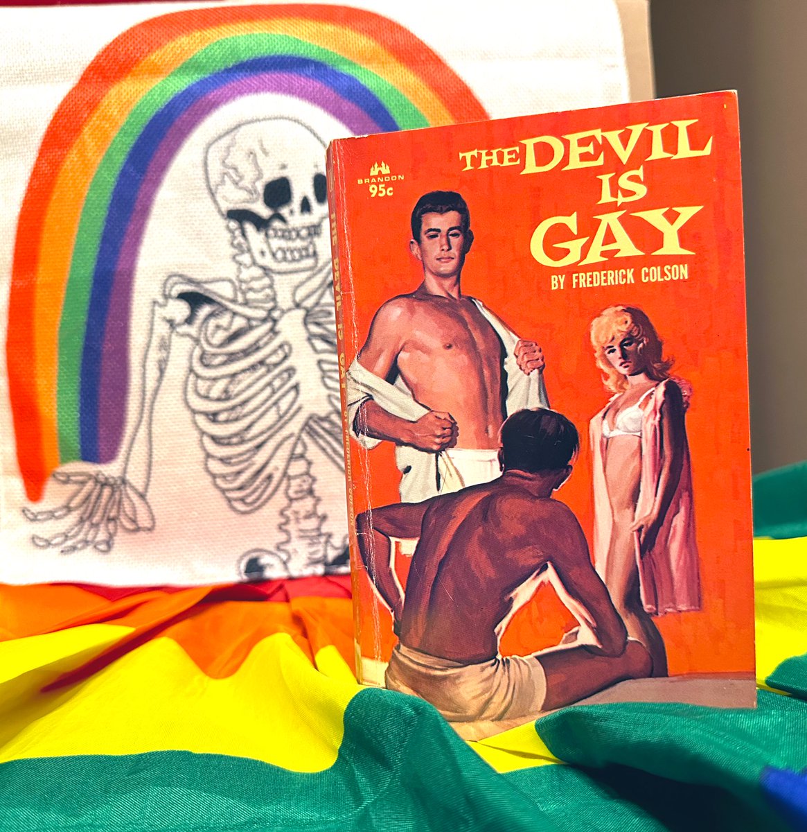 SpookyBooky8's tweet photo. #happypride Newly reviewed: The Devil is Gay (1965) by Frederick Colson. Read all about this forgotten classic in the bio link! https://t.co/AJB4VM311a
