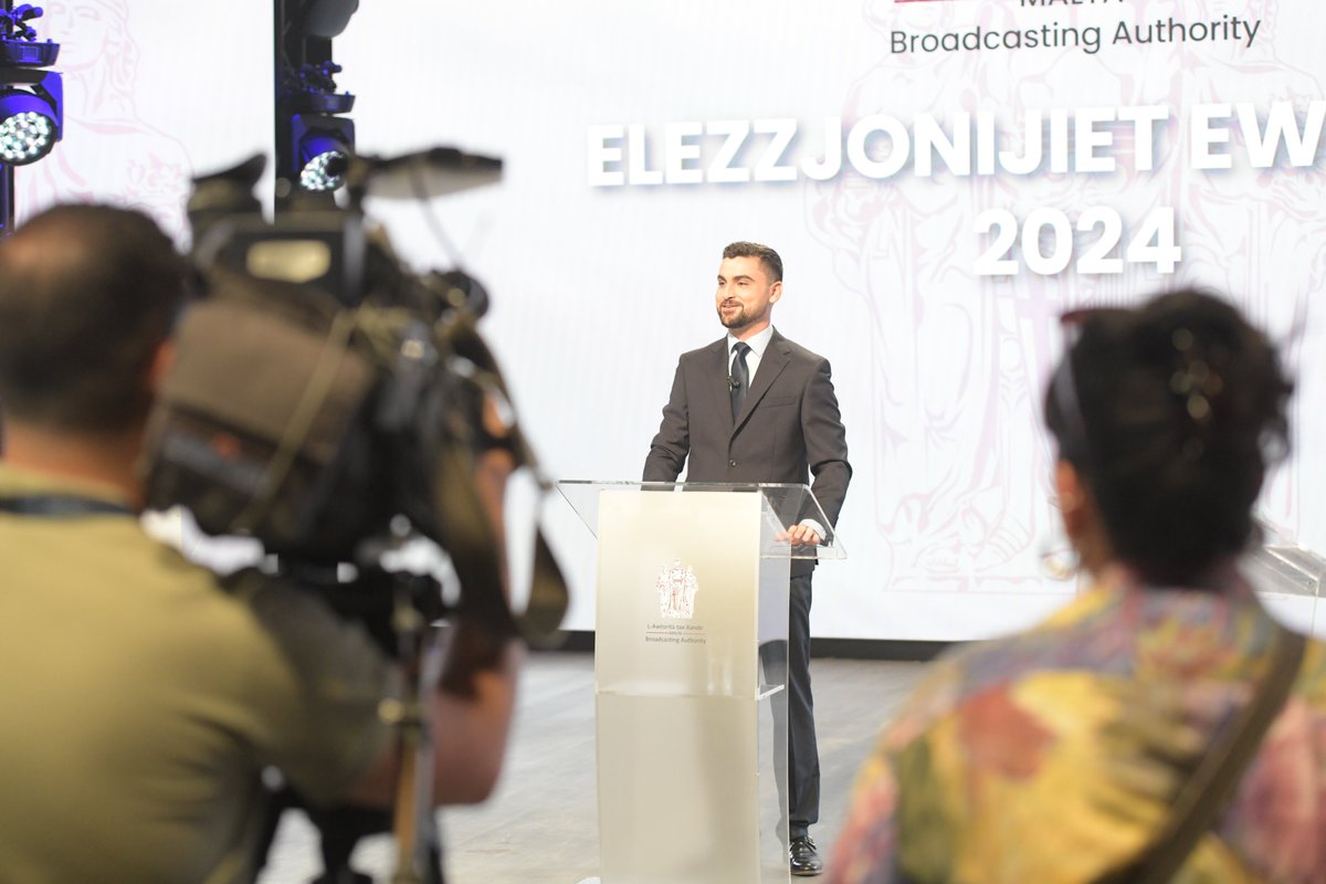 BA_MLT's tweet photo. Get ready to tune in tonight at 21:00 on TVM and Radju Malta for the final political broadcast. We are in the final touches for what promises to be a significant debate in the political campaign. https://t.co/Dchoz3lvWR
