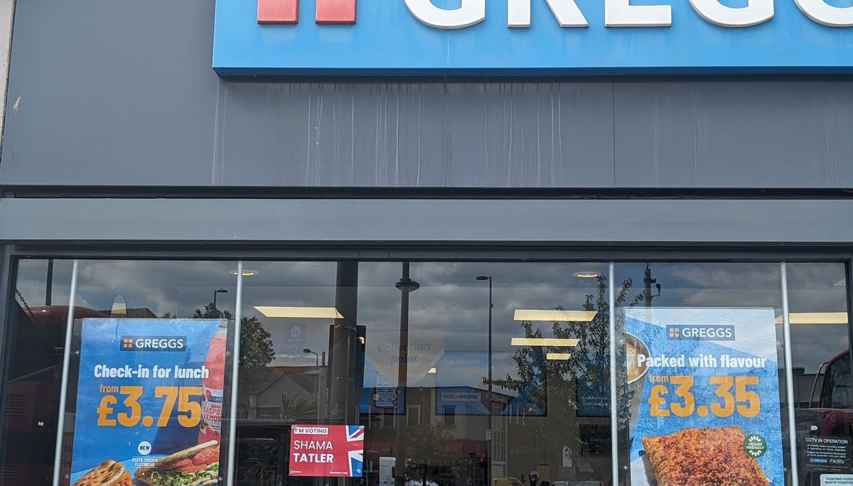 kira_millana's tweet photo. The Chingford Mount Greggs in question today 👇 @ShamaTatler #VoteLabour https://t.co/j52KgxAxU0