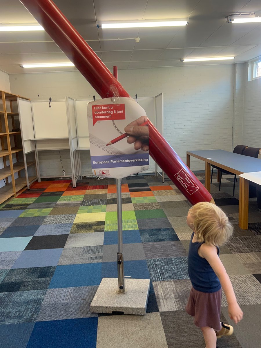 Marij Swinkels (@marijswinkels) on Twitter photo Net even stembureau inspectie gedaan. Zag er goed uit, potlood maakte wederom indruk. Vergeet niet te stemmen morgen! <a href="/EPElections2024/">EPElections2024</a> Net even stembureau inspectie gedaan. Zag er goed uit, potlood maakte wederom indruk. Vergeet niet te stemmen morgen! <a href="/EPElections2024/">EPElections2024</a>