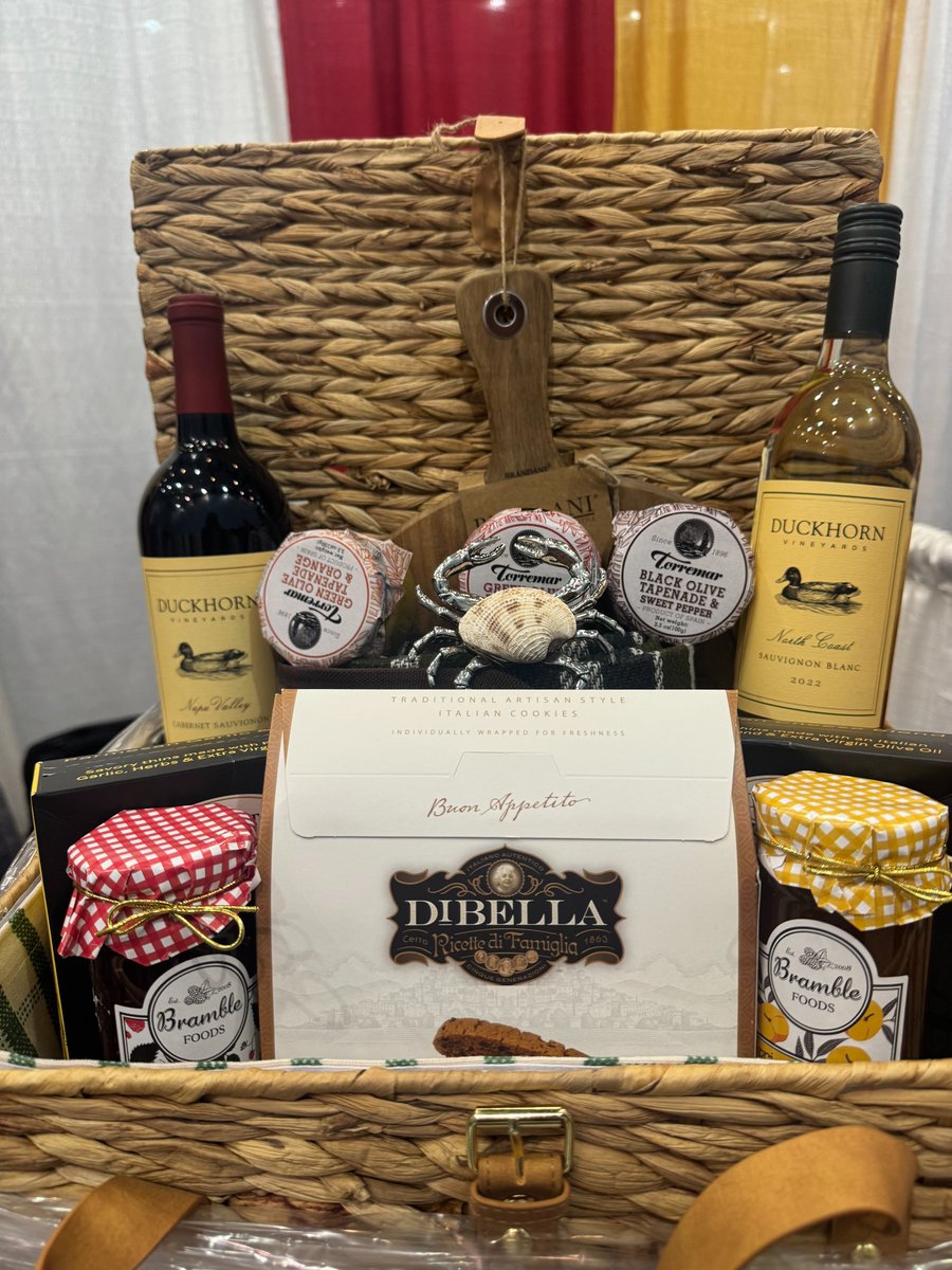 be_approachable's tweet photo. Attention, Maryland #LegalProfessionals! Stop by Booth 38 at #MSBALegalSummit2024 to enter our giveaway, grab some 3D prints, and discuss how we can grow your firm with strategic marketing and operations support!
#OCMD #MSBA https://t.co/5tjEibjiA6