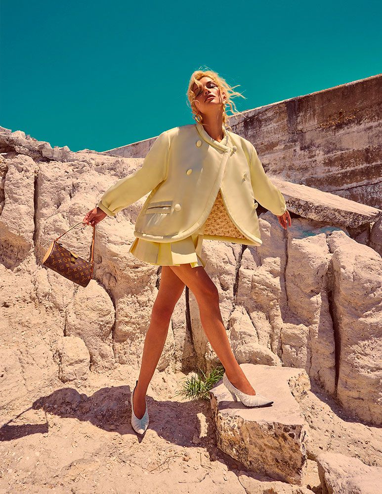 FtLauderdaleMag's tweet photo. Stay in style this summer with the latest designer trends. ๐
https://t.co/KbQPCuj0yK
#fortlauderdale #ftlauderdale #fashion #style #louisvuitton #lv #summercollection #lvcollection #louisvuittoncollection #beach #ftl #fll #southflorida #florida #visitflorida #visitlauderdale https://t.co/ykCN75tUAN