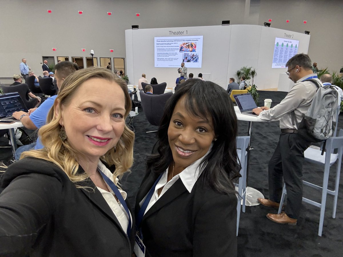 Insightful presentations at Cisco Live for the partner Connected Corner Theater!! Thanks to the team, with <a href="/stevemulter/">Steve Multer. Corporate Storytelling.</a> #SMCS #CorporateStorytelling #CiscoLive