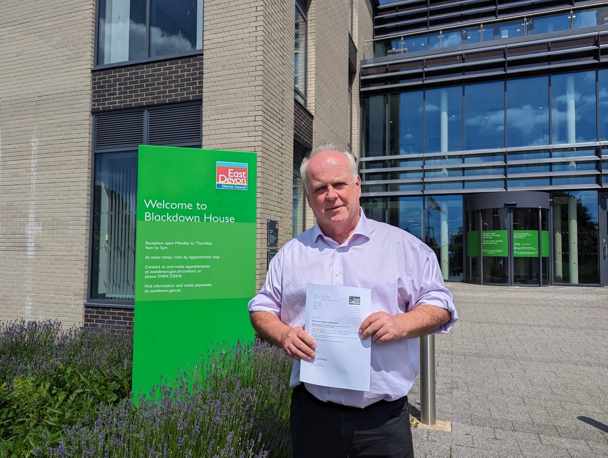 paularnottLD's tweet photo. It’s officially official! The esteemed Leader of EDDC Cllr Paul Arnott is the LibDem Parliamentary Candidate for Exmouth and Exeter East! Let’s do this!
#GE2024 #ukelection #libdems #libdemsurge #libdemfightback #voteforchange #tacticalvoting #votelibdem #wecare https://t.co/6FyVOQyQq3