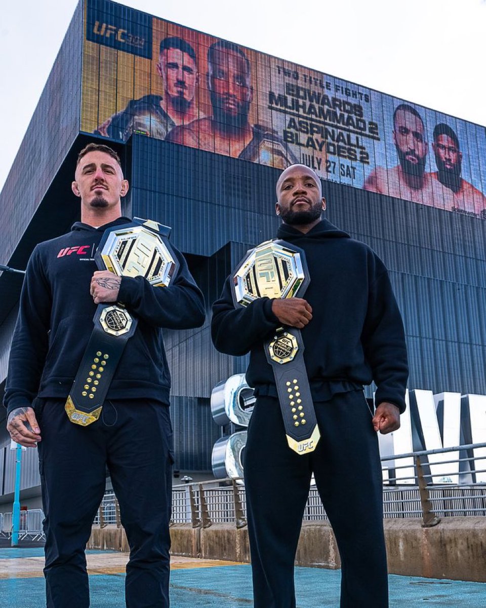 arielhelwani's tweet photo. 👑 &amp; 👑

(Great photo. 🫡 @UFCEurope) https://t.co/BIxWtEV3Gj