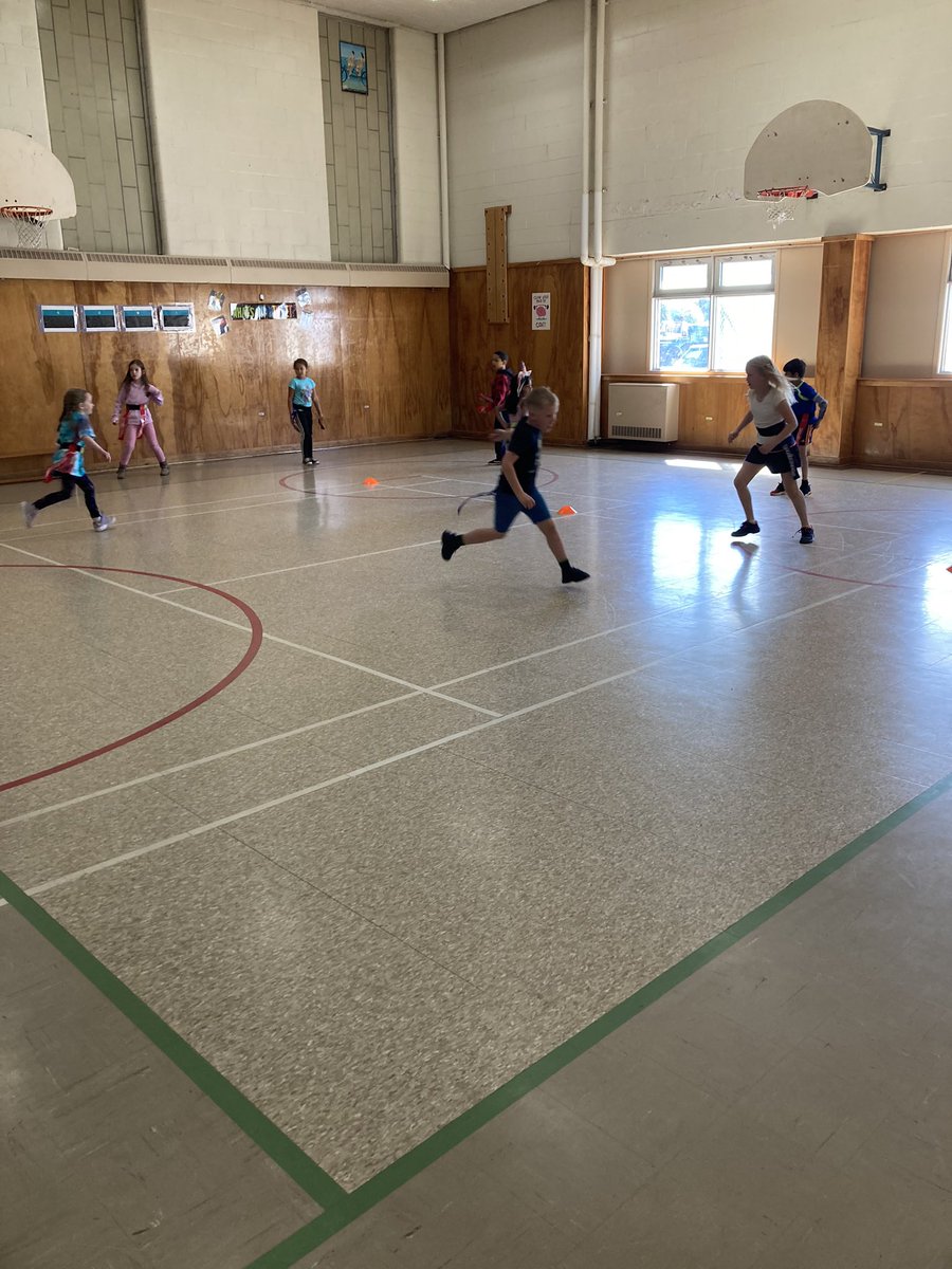 PEMckenna's tweet photo. We’re learning about rugby today @MWES_School. Thank you to Amy from Dartmouth Pig Dogs Rugby and @RugbyNS for joining us and teaching us some basics! https://t.co/VMhelxqEs1