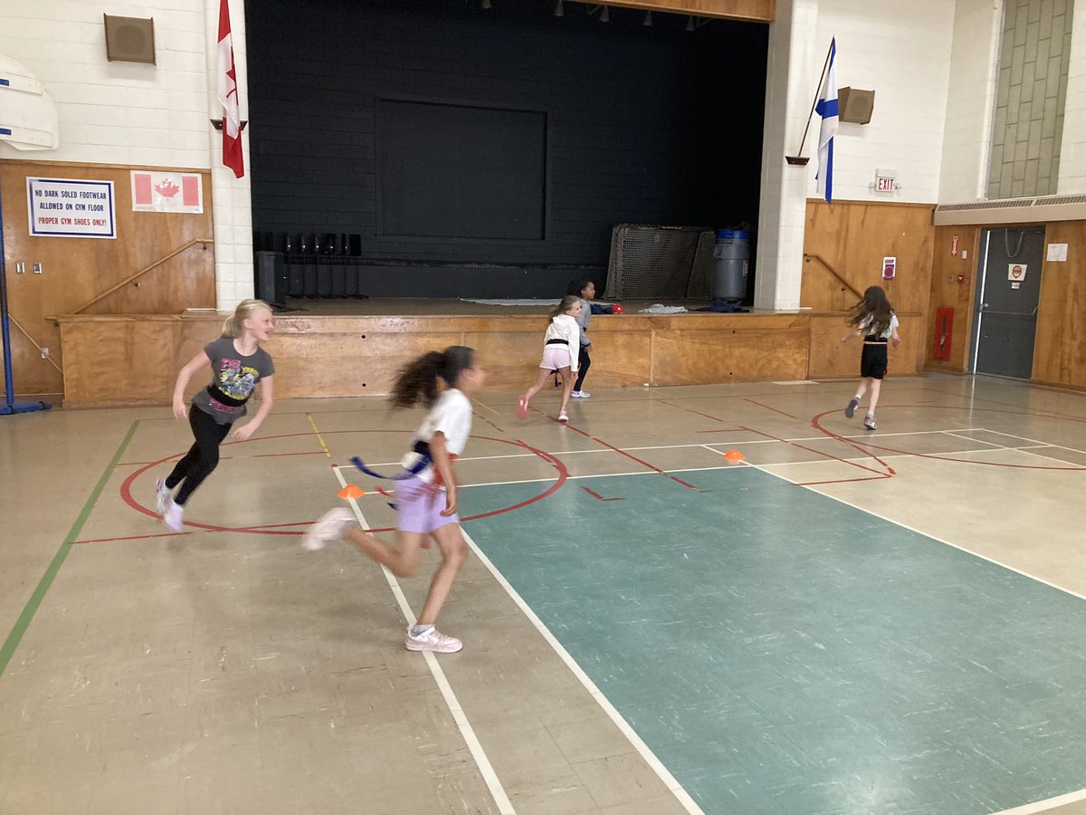 PEMckenna's tweet photo. We’re learning about rugby today @MWES_School. Thank you to Amy from Dartmouth Pig Dogs Rugby and @RugbyNS for joining us and teaching us some basics! https://t.co/VMhelxqEs1