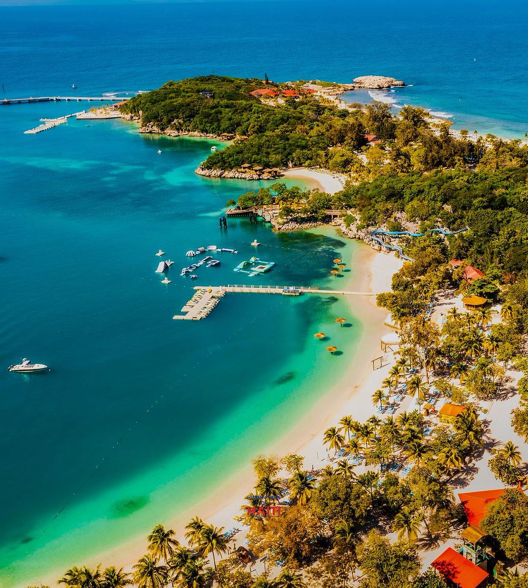 CiviqueEtmoral's tweet photo. 📍Si Etazini🇺🇸 se paradi pou ou, pou nou se Ayiti🇭🇹 peyi nou ki paradi nou.Ayiti se peyi nou, se nou menm ki pou valorize l.defann li devan tout lot peyi.
Peyi moun pa peyi n,lakay nap tounen. https://t.co/vY0kK3q6RG