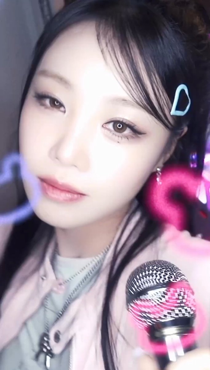 양갈래랑 Y2K 개좋네.. 애플뮤직 팬싸 때 이 착장이려나..