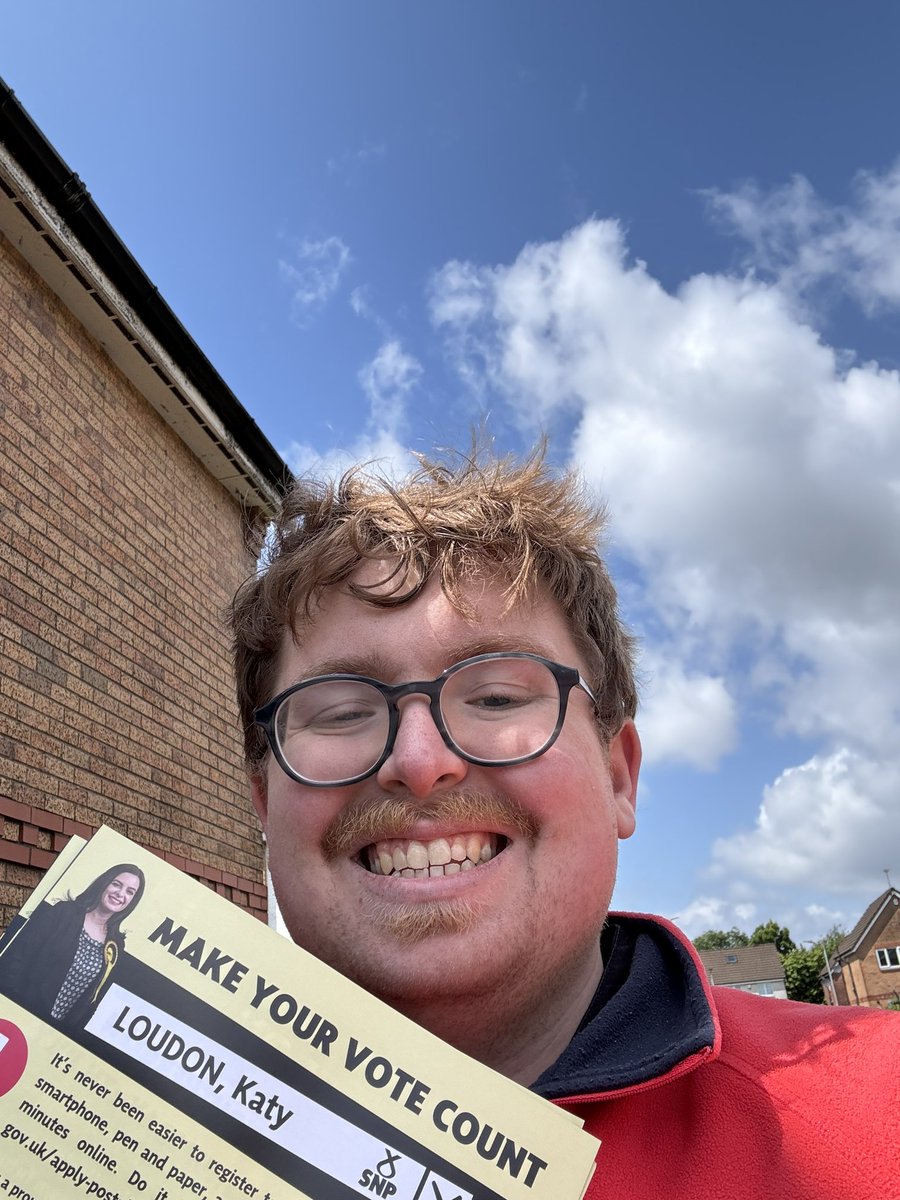 JamesSrenAnder1's tweet photo. Good to be out and about in Farme Cross for SNP candidate for Rutherglen @KatyLoudonSNP 

#VoteSNPJuly4th #VoteSNP24 https://t.co/cRtXkkVppd