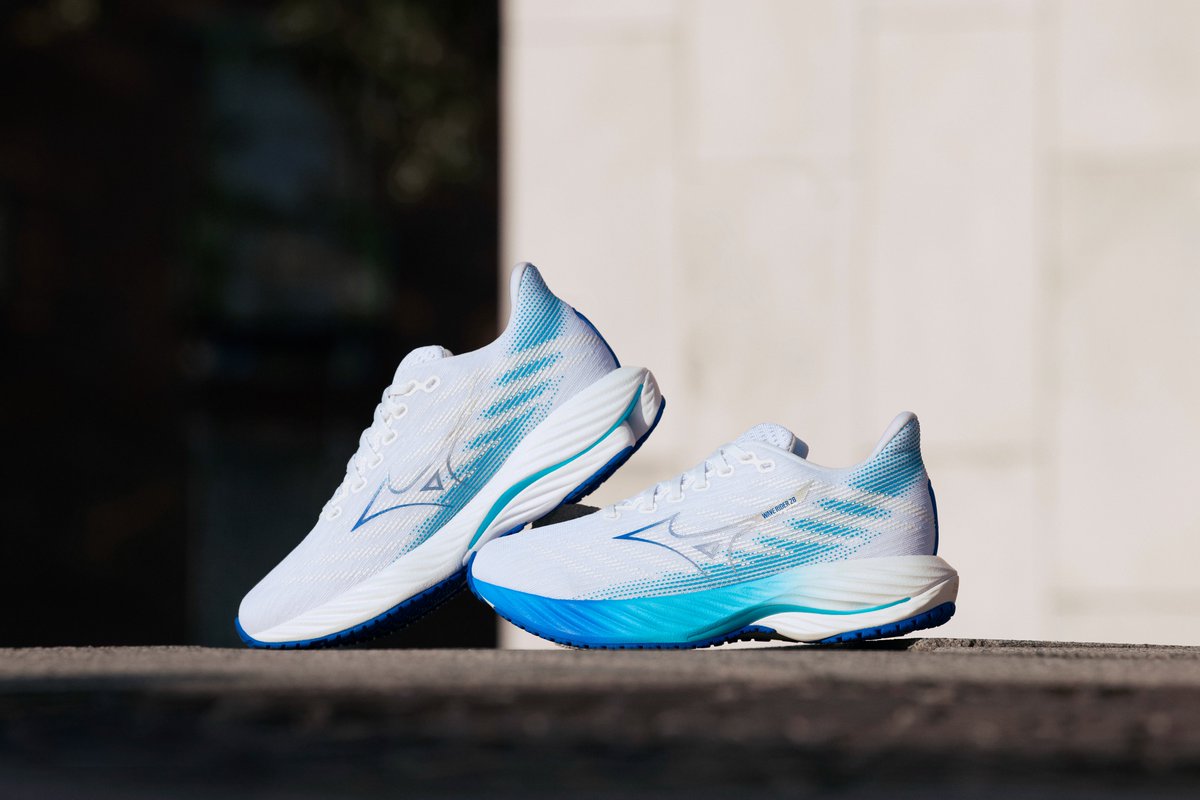 mizunoiberia's tweet photo. Nueva 𝐖𝐀𝐕𝐄 𝐑𝐈𝐃𝐄𝐑 𝟐𝟖 🌊

Siente una explosión de energía gracias a la nueva espuma 𝗠𝗶𝘇𝘂𝗻𝗼 𝗘𝗻𝗲𝗿𝘇𝘆 𝗡𝗫𝗧, que te ofrece una amortiguación y una reactividad excepcionales 💥

#WaveRider28 #MizunoRunning #Running #ForEveryRun https://t.co/DEt008y809