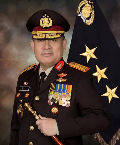 Apa Kabar ex Ketua KPK...
PATI....

Sudah di Tahan Skrg?

Masa SYL aja udah di sidangkan... yg ini santai