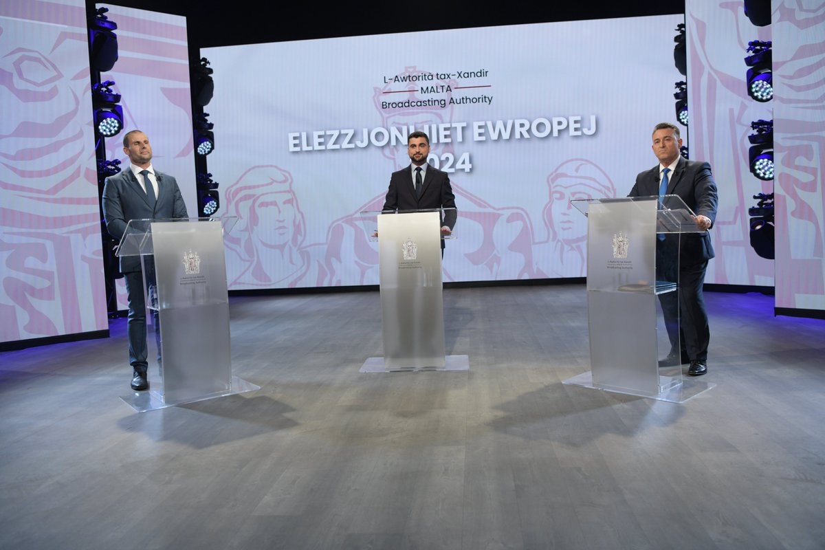 BA_MLT's tweet photo. Join us in 30 minutes, for the final political broadcast organised by the Broadcasting Authority, a debate between the Prime Minister Dr Robert Abela and Leader of the Opposition Dr Bernard Grech. The debate will be hosted by Liam Carter on TVM and Radju Malta. https://t.co/zzqQ0eylSu