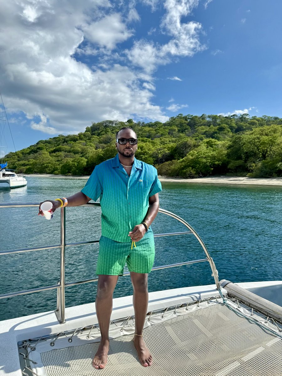 Pen Griffey✨ tweet media