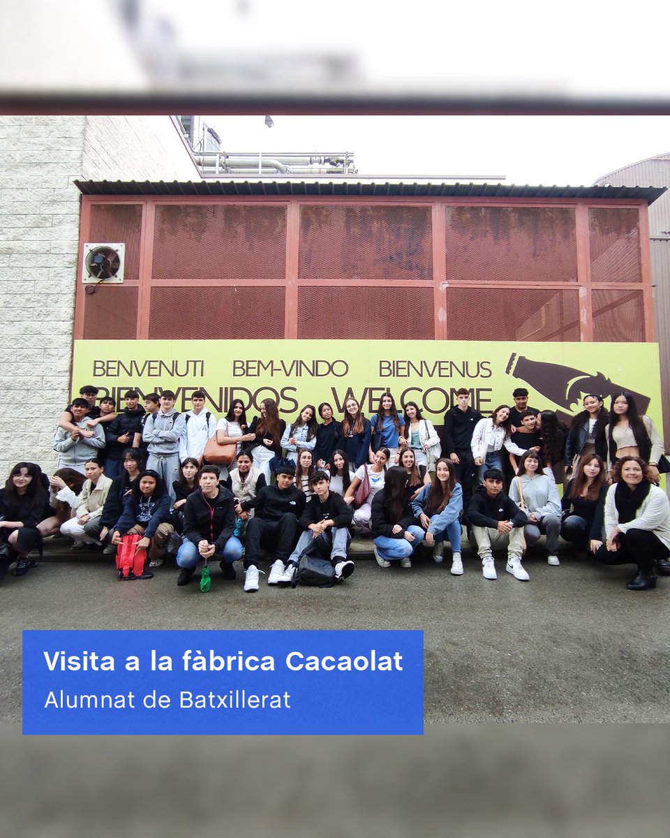 STUCOM's tweet photo. 🍫𝐕𝐢𝐬𝐢𝐭𝐚 𝐚 𝐥𝐚 𝐟𝐚̀𝐛𝐫𝐢𝐜𝐚 𝐂𝐚𝐜𝐚𝐨𝐥𝐚𝐭☕

L'alumnat de Batxillerat que cursa l'assignatura d'𝗘𝗰𝗼𝗻𝗼𝗺𝗶𝗮 ha anat a visitar i conèixer l'empresa 𝐂𝐚𝐜𝐚𝐨𝐥𝐚𝐭, ubicada a Can Zam😋

#stucom #StucomÉsDemà #AprenentJunts #cacaolat https://t.co/qgFREU1BZN