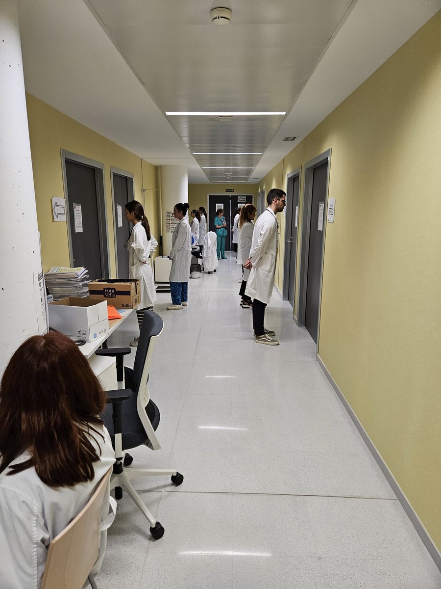 AlinoMartinez's tweet photo. Primer examen ECOE @HospitalUnivTO @MedicinaAB @MedicinaCR_UCLM @sescamclm @uclm_es https://t.co/LYZNOo2G0d