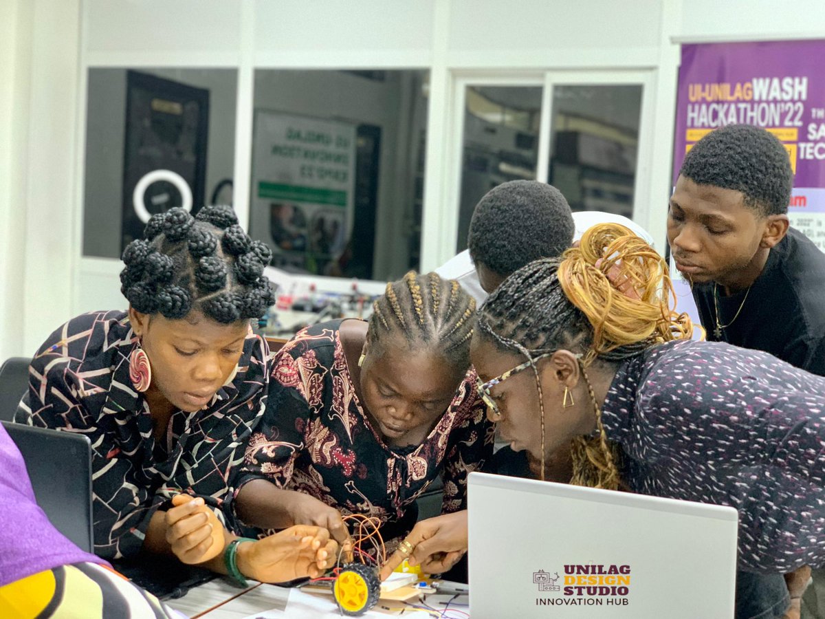 Unilag_Design's tweet photo. 🚀 Week 2 of #LadiesInTech was a hit! 🌟 Our participants dived into ultrasonic sensors, IR sensors, servo motors, and gear motors, culminating in building an Autonomous Vehicle with IR sensors and gear motors. Innovation in action! 💡 #UnilagDS #TechInnovation https://t.co/ELG3MbFZxo