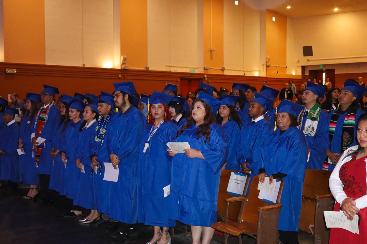 LAUSDAdultEd's tweet photo. Nothing but smiles at the Venice Skills Center graduation! Congratulations to the class of 2024! 🎓🎓🎓 https://t.co/tah4PQALdv