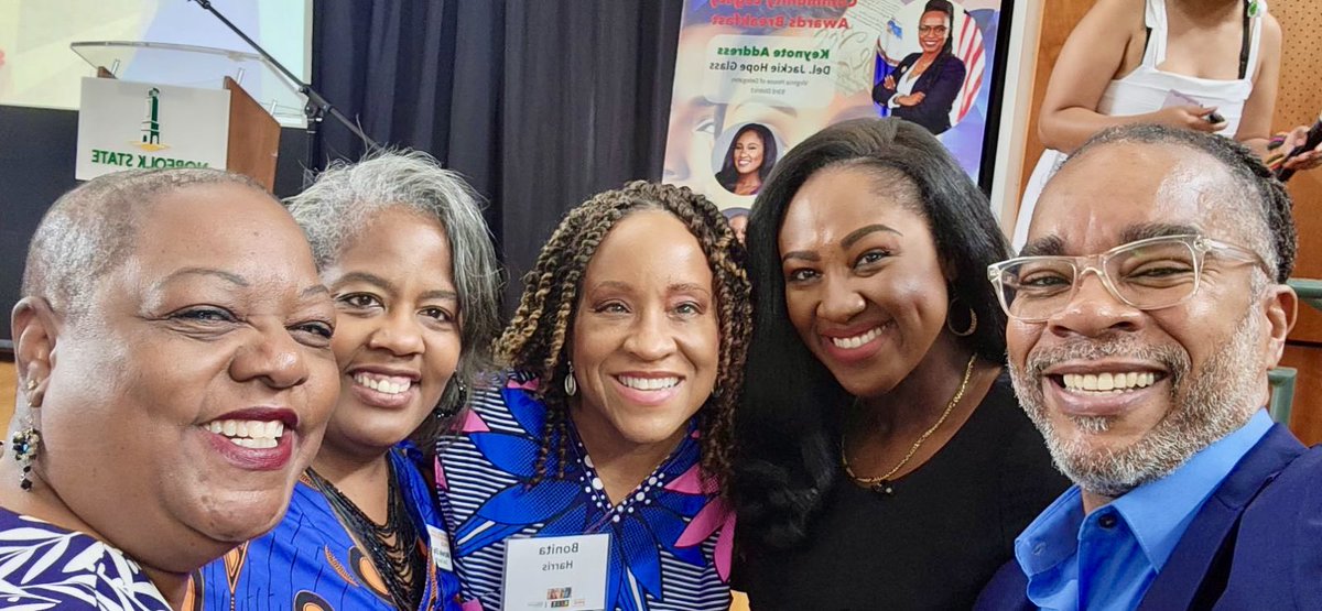13AshleySmith's tweet photo. Such a powerful and inspiring morning spent at the @YWCASHR Racial Equity & Social Transformation (REST) Conference!
I emceed the Community Legacy Awards Breakfast, and it was wonderful to see so many of Hampton Roads’ change agents in the building. #restnow https://t.co/7UoWGXPTQk