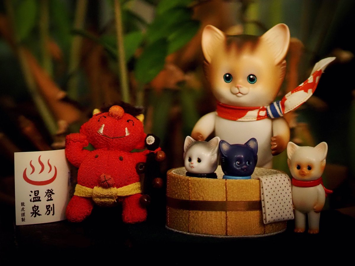 HelenSeto's tweet photo. ♨️♨️

#コジカトイズ #cojicatoys #平本怪獣 #NEKO #nekoeba #hiramoto_kaiju #hiramotokaiju #artvinyl #softvinyl #softvinyltoys #sofubi #sofuvi #ソフビ #sofvi #sofubitoy #sofubitoys #designertoys #arttoys #vag #vinylartistgacha #onsen https://t.co/MsACNcXhHD