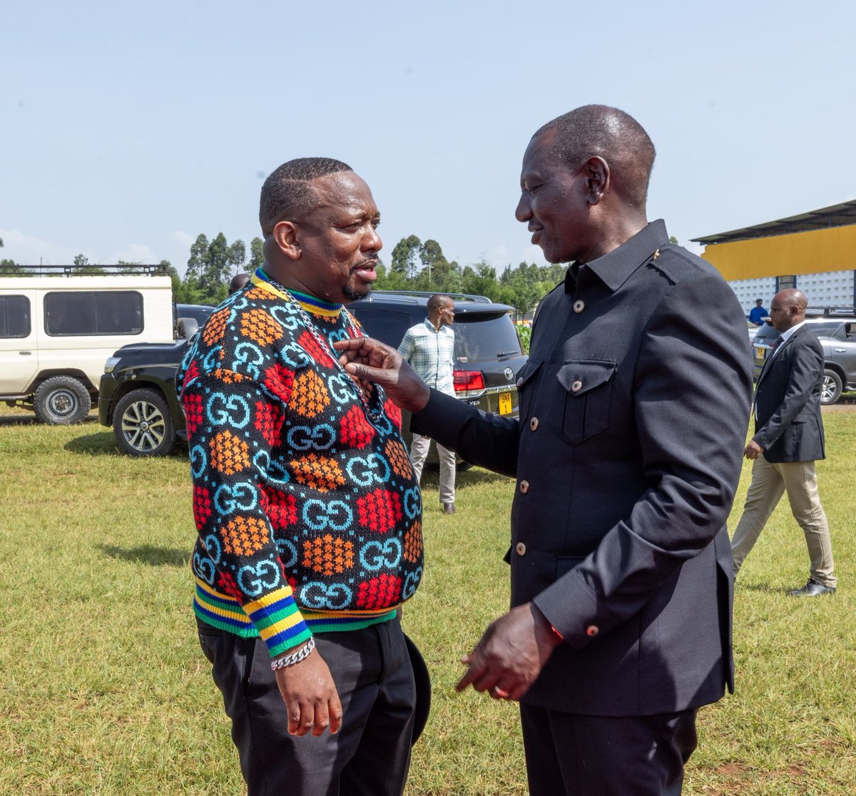 Elimuka2's tweet photo. @MikeSonko Sonkoree what future plans do you have since these days you are very close to  seat of power.
Nini iko jikoni Mkuu? https://t.co/qw7hb1vP2o