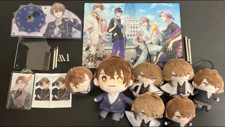 riill_s's tweet photo. @shir_tori999 はじめまして。検索より失礼致します。
当方画像のものを所持しております。また他にもグッズを所有しており、お手数お掛けしますが当方のポストを見ていただけると分かりやすいかと思われます。こちら諸事情により全て手放したいので希望額でのお取引を希望しております。
よろしくお願いいたします。 https://t.co/nxZtEu6h4x