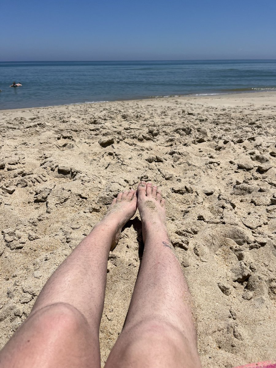 hellsbellamy's tweet photo. First trip to the beach since top surgery!! Toes in the sand! Tits in the sun! https://t.co/xWAqZywRee