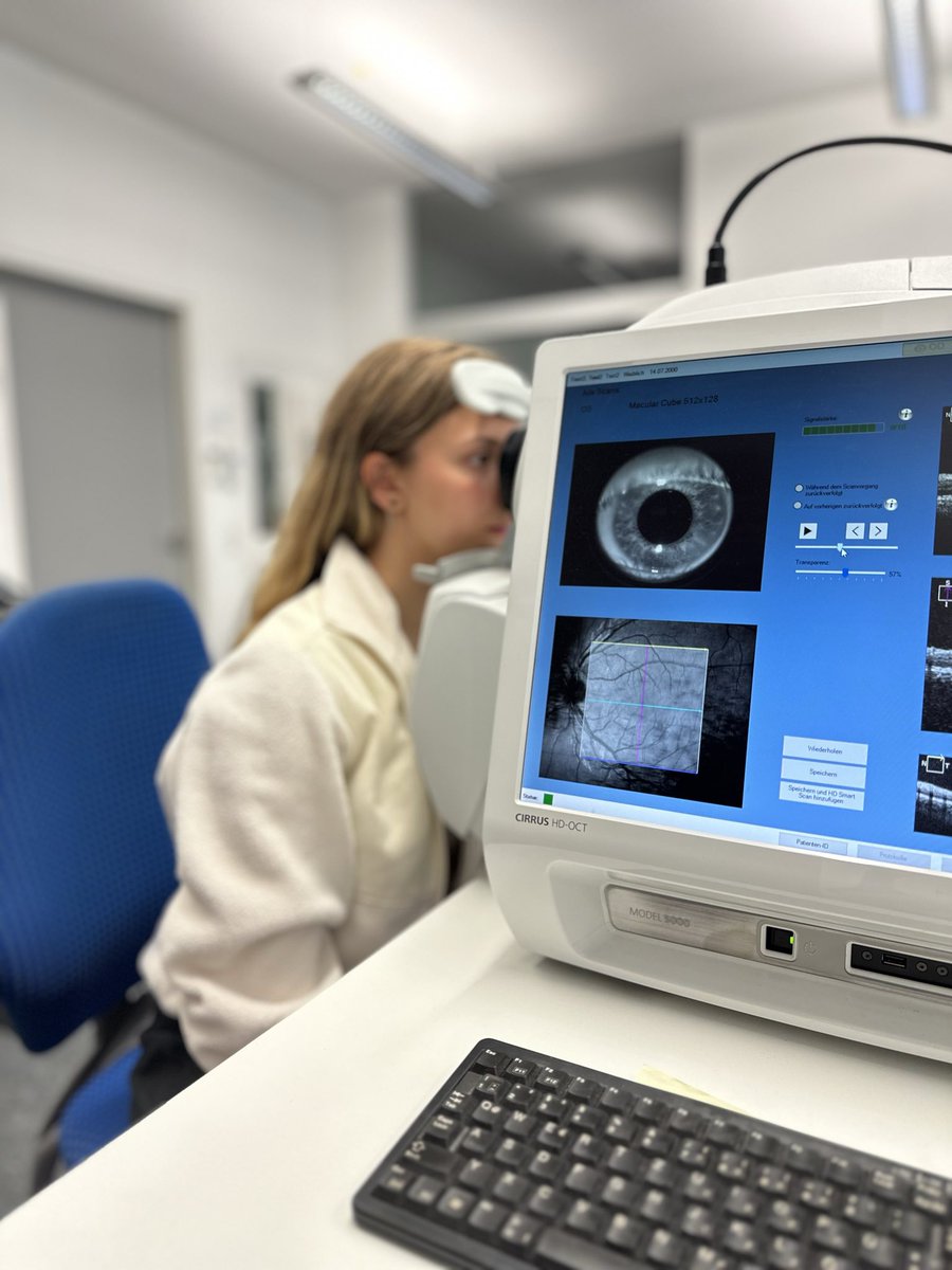 mpi_psychiatry's tweet photo. In a new study, researchers at our Institute measured the retina in schizophrenia patients, including eleytrophysiological signals (left) and retinal layers (right). Interested in their findings? 

Read our press release here: https://t.co/gKVYe7vI59

Photos: ©Alexandra Hisch https://t.co/d9q4Fe99gS
