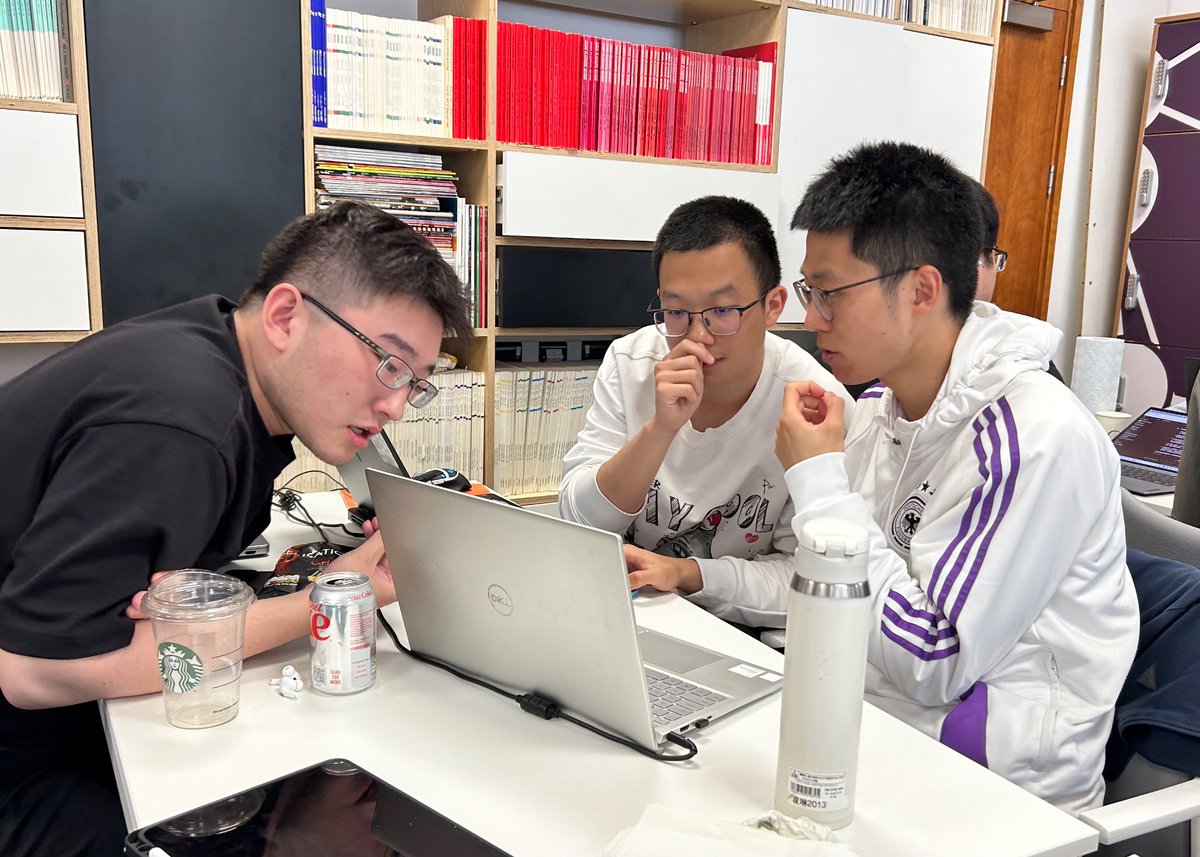 ykangw's tweet photo. Day 1 of CASA Data #Hackathon with @WestMidsFire  🚒🧑‍🚒
10 groups of @CASAUCL master's students are using #Urban #Spatial #DataScience to improve urban safety through spatiotemporal analysis, visualisation, prediction, and optimisation using WMFS fire incidents data 🔥 https://t.co/b5DMLaoC6m
