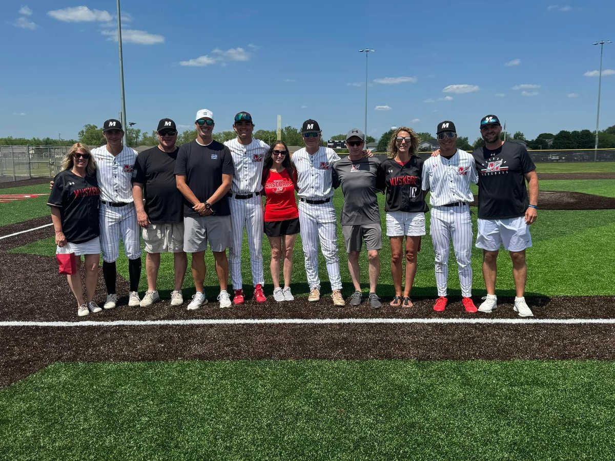 Muskego HS Baseball tweet media