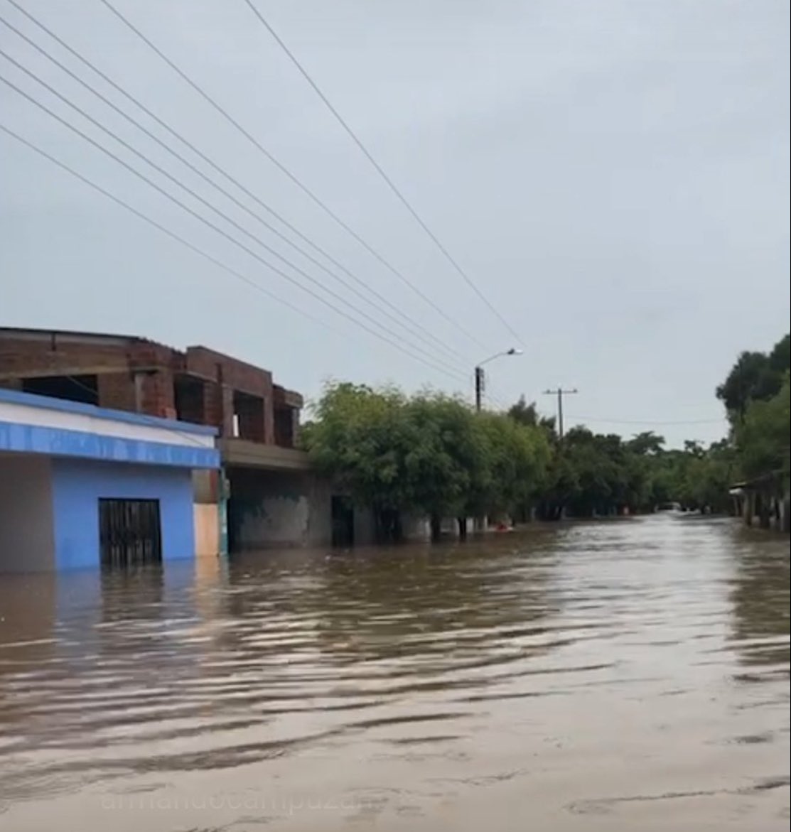 Angelacedeno30's tweet photo. #SOSAPURE Hacemos un llamado a la @MagdalenaGober para que a través de la oficina de @CdgrdMagdalen atendamos de manera inmediata la situación del corregimiento de Apure en el municipio de Plato, es de vital importancia crear una línea humanitaria y un centro de apoyo para responder de manera inmediata a las necesidades urgentes de la comunidad.
@UNGRD